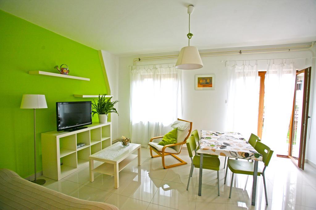 Apartments Maras Poreč Habitación foto
